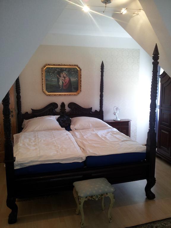Villa Biso Solingen Room photo